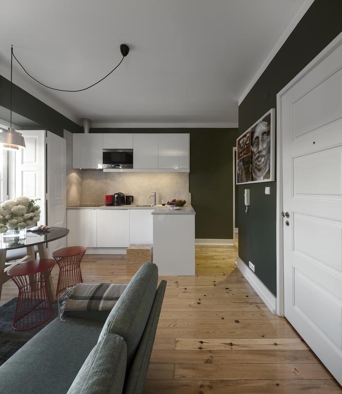 Flattered To Be In Tomar Apartment Exterior photo