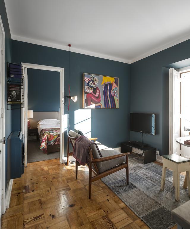 Flattered To Be In Tomar Apartment Exterior photo