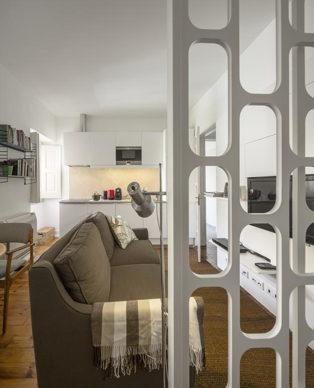 Flattered To Be In Tomar Apartment Exterior photo